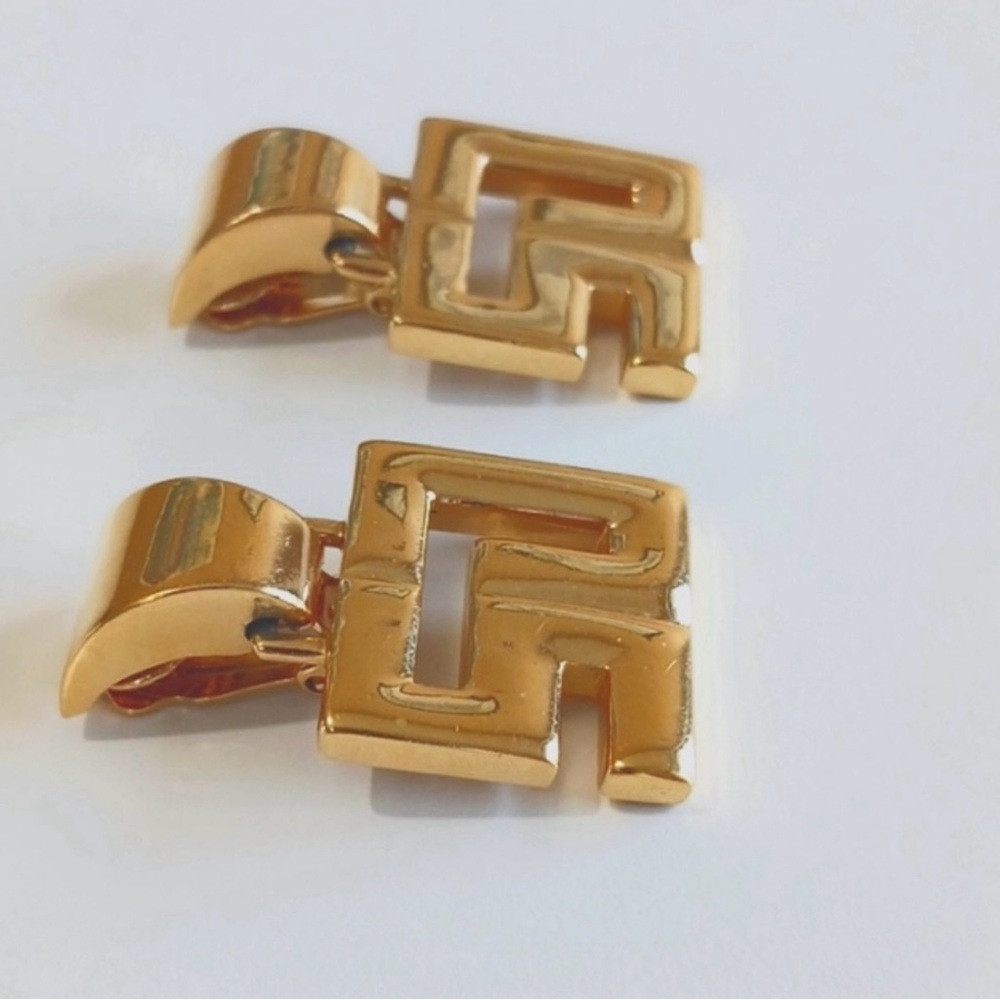 St. John earrings - Picture 2 of 3
